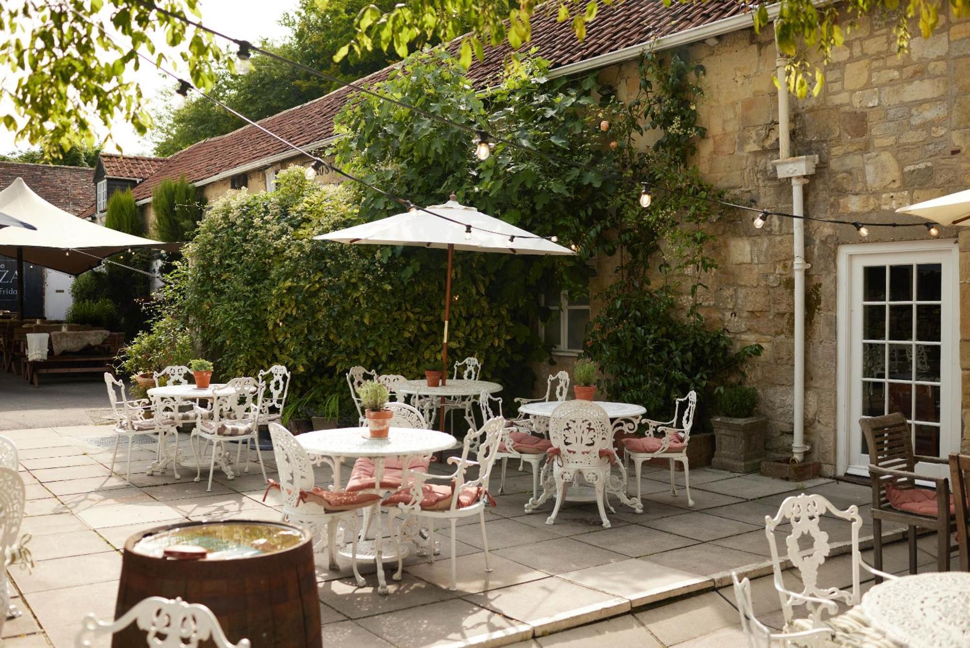 Hotel The Grosvenor Arms à Hindon Extérieur photo