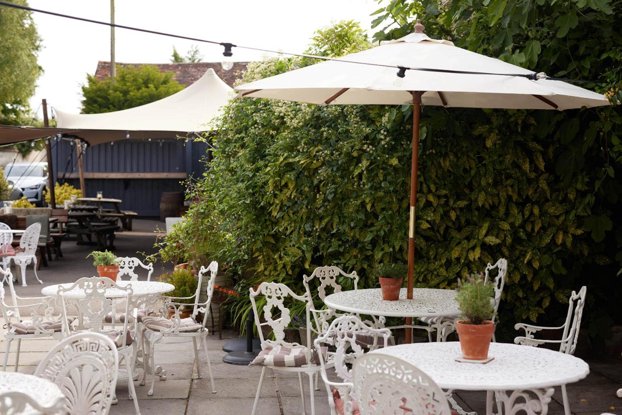 Hotel The Grosvenor Arms à Hindon Extérieur photo