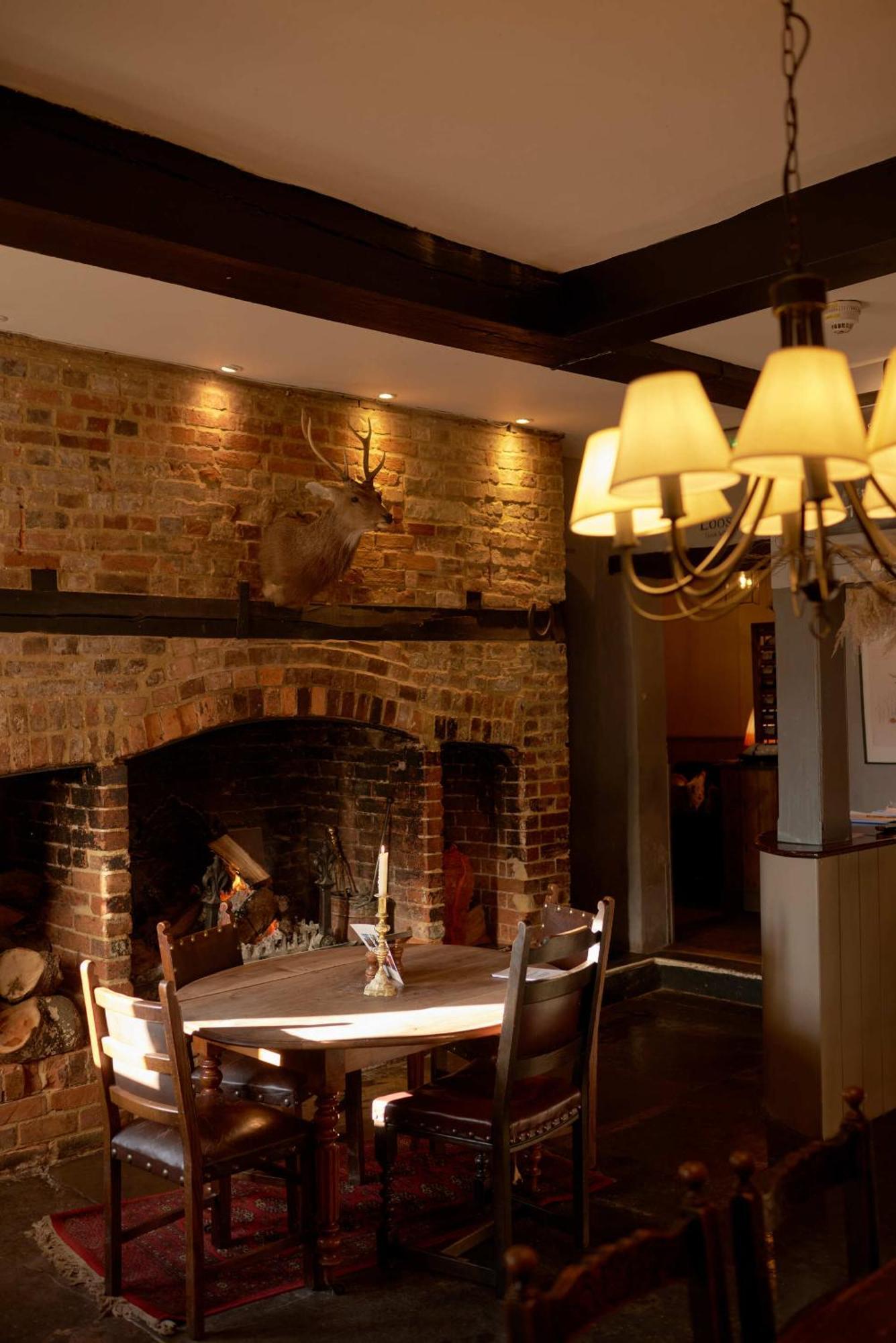 Hotel The Grosvenor Arms à Hindon Extérieur photo